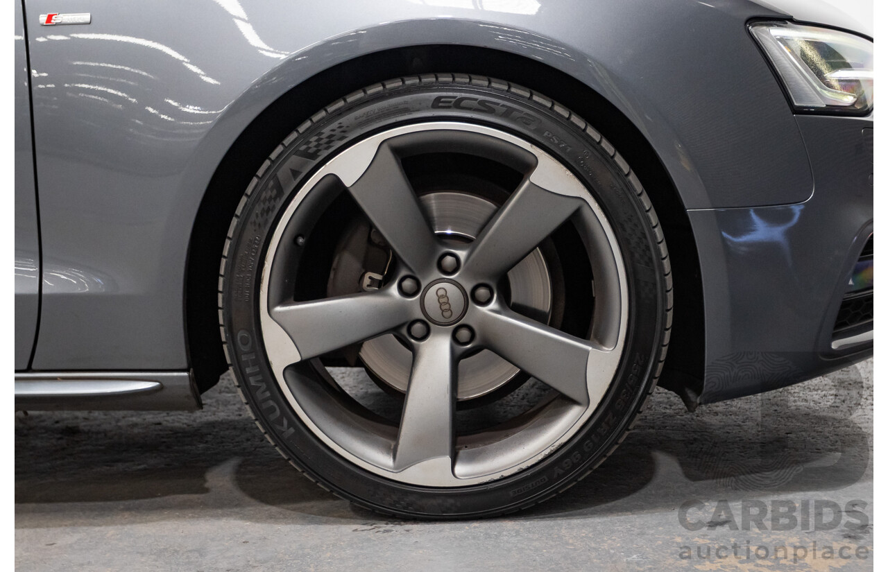 12/2013 Audi A5 Sportback 2.0 TFSI Quattro 8T S-Line Pack (AWD) MY14 5d Hatchback Grey Turbo 2.0L