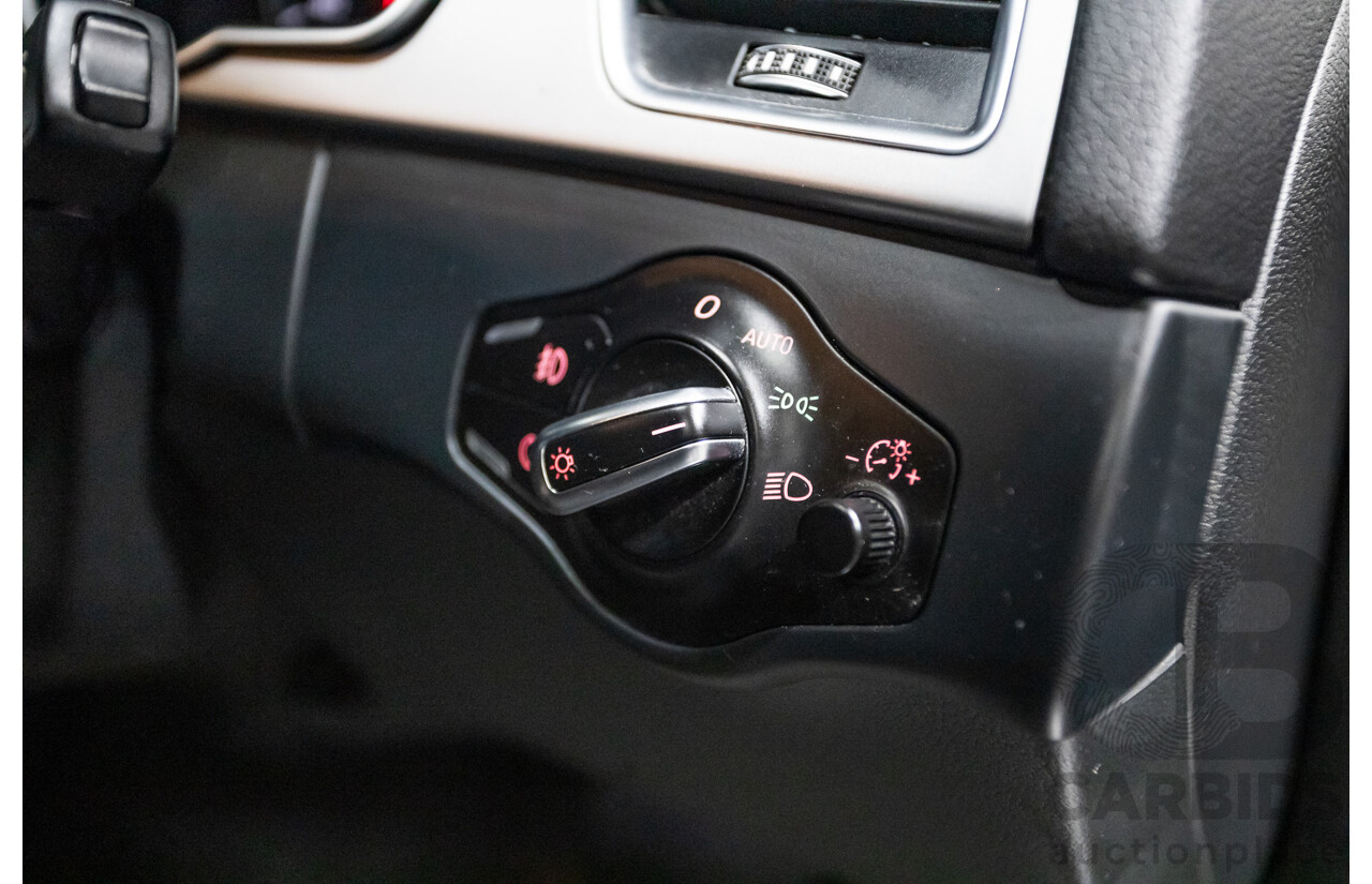 12/2013 Audi A5 Sportback 2.0 TFSI Quattro 8T S-Line Pack (AWD) MY14 5d Hatchback Grey Turbo 2.0L