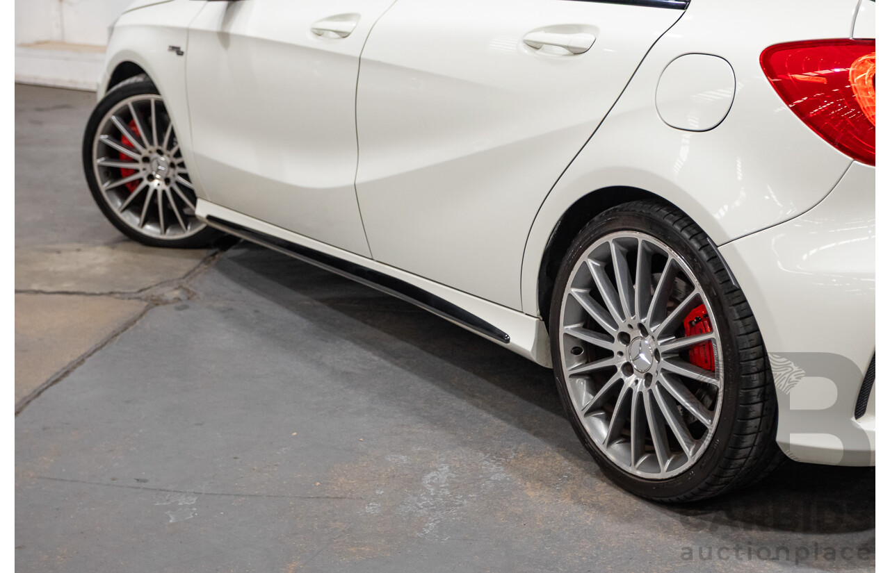 1/2014 Mercedes-Benz A45 AMG 176 (AWD) MY14 5d Hatchback White Turbo 2.0L