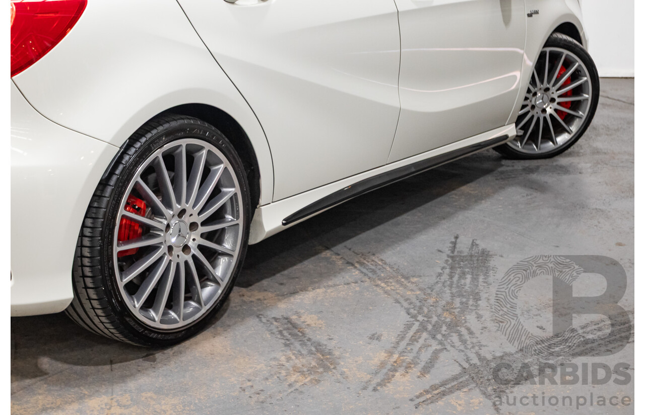 1/2014 Mercedes-Benz A45 AMG 176 (AWD) MY14 5d Hatchback White Turbo 2.0L