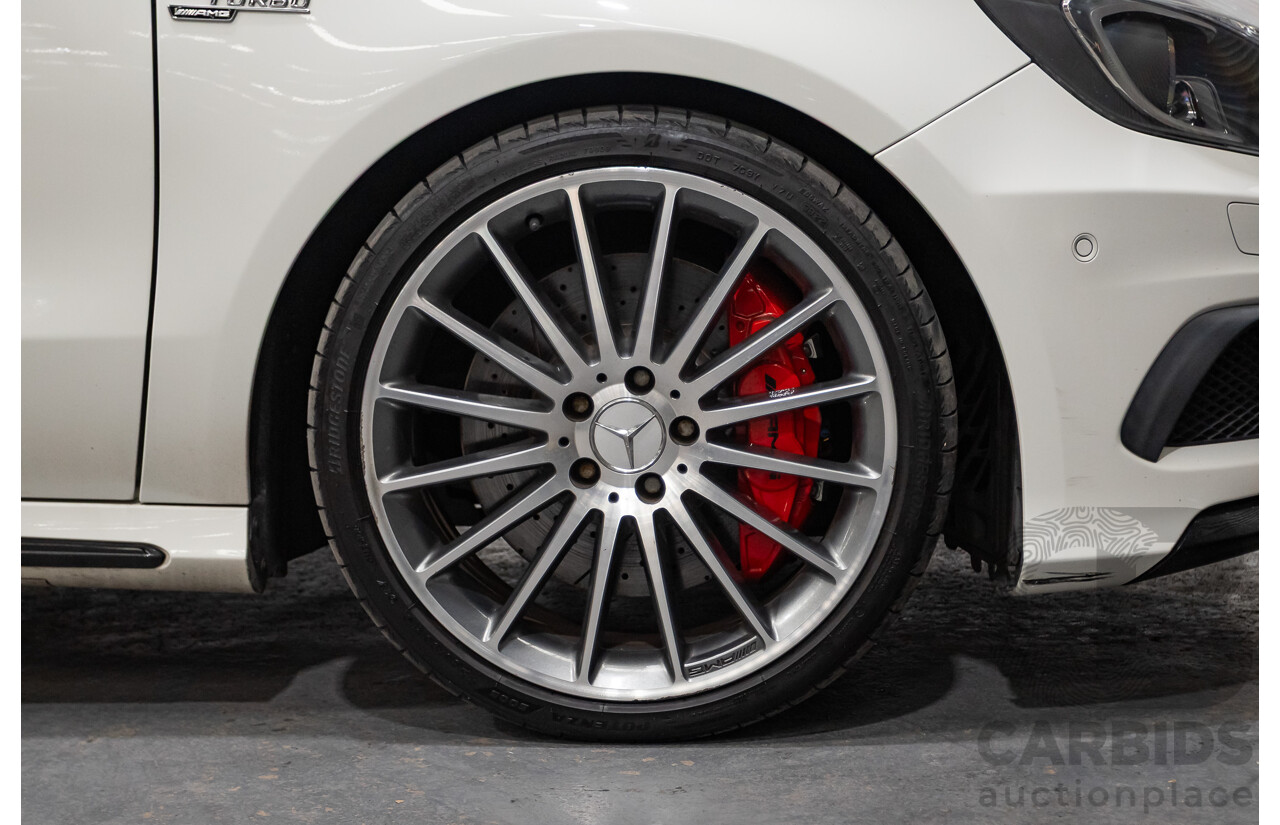 1/2014 Mercedes-Benz A45 AMG 176 (AWD) MY14 5d Hatchback White Turbo 2.0L