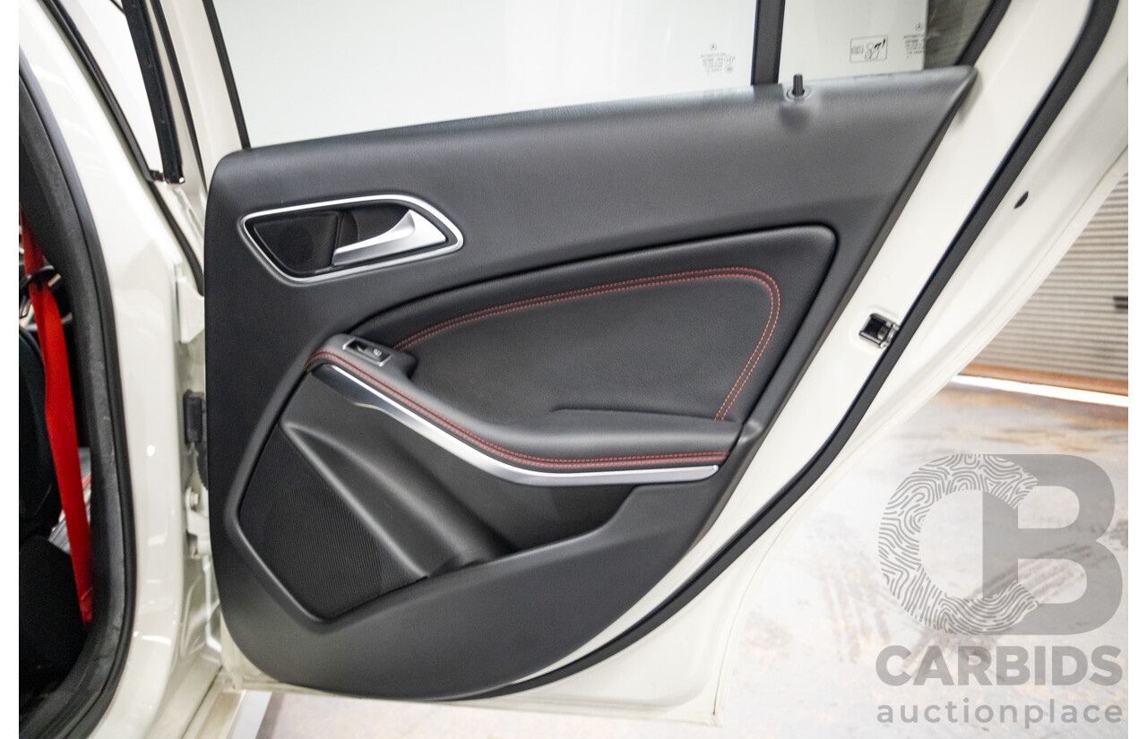 1/2014 Mercedes-Benz A45 AMG 176 (AWD) MY14 5d Hatchback White Turbo 2.0L