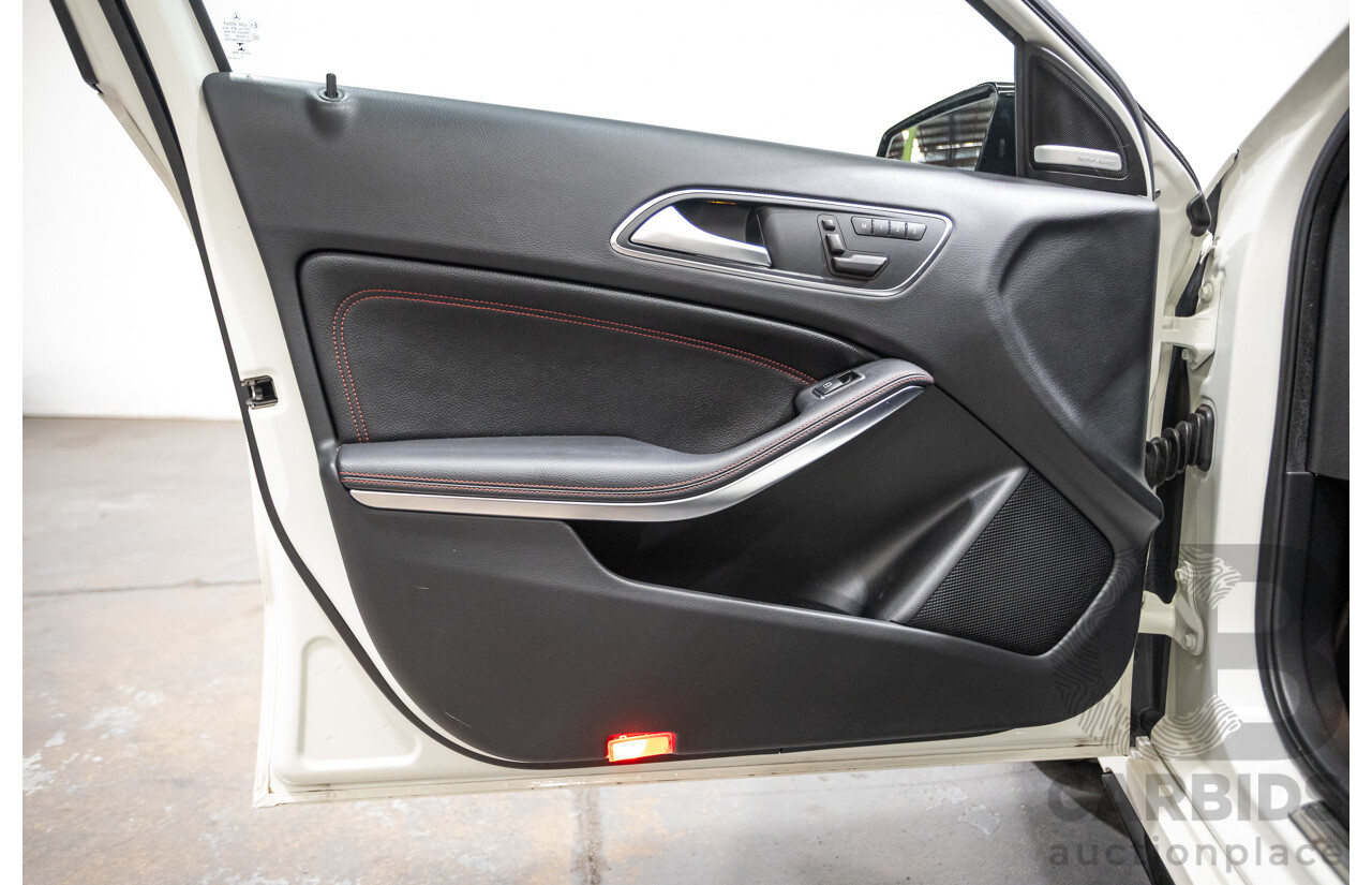 1/2014 Mercedes-Benz A45 AMG 176 (AWD) MY14 5d Hatchback White Turbo 2.0L