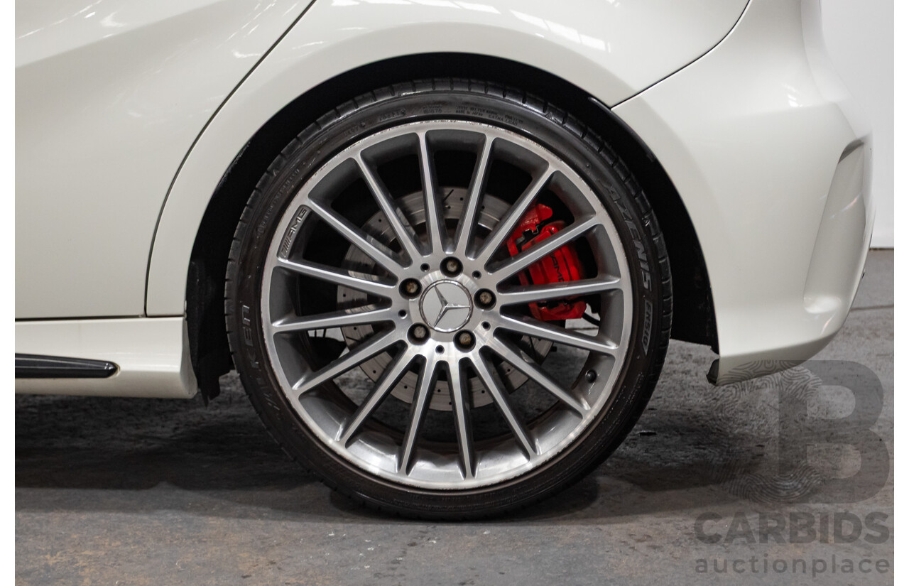 1/2014 Mercedes-Benz A45 AMG 176 (AWD) MY14 5d Hatchback White Turbo 2.0L