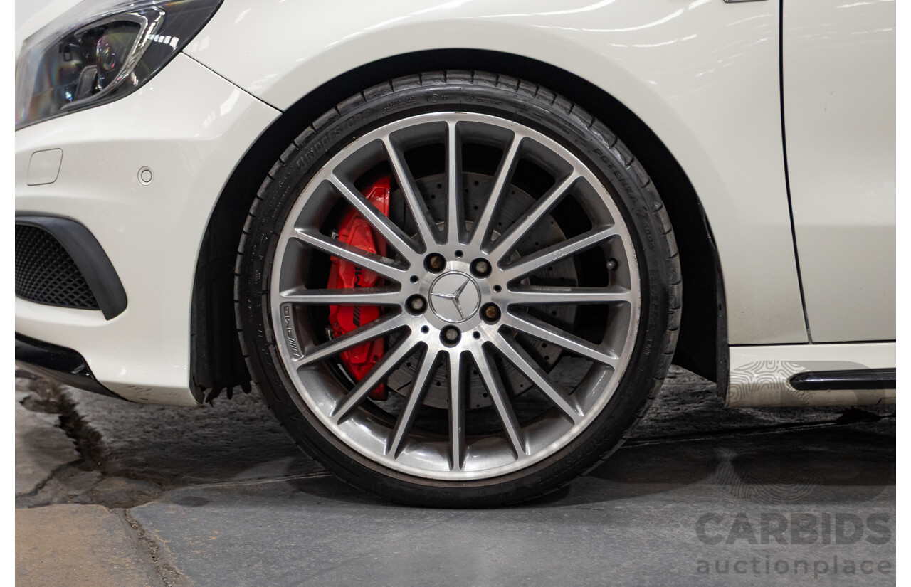 1/2014 Mercedes-Benz A45 AMG 176 (AWD) MY14 5d Hatchback White Turbo 2.0L