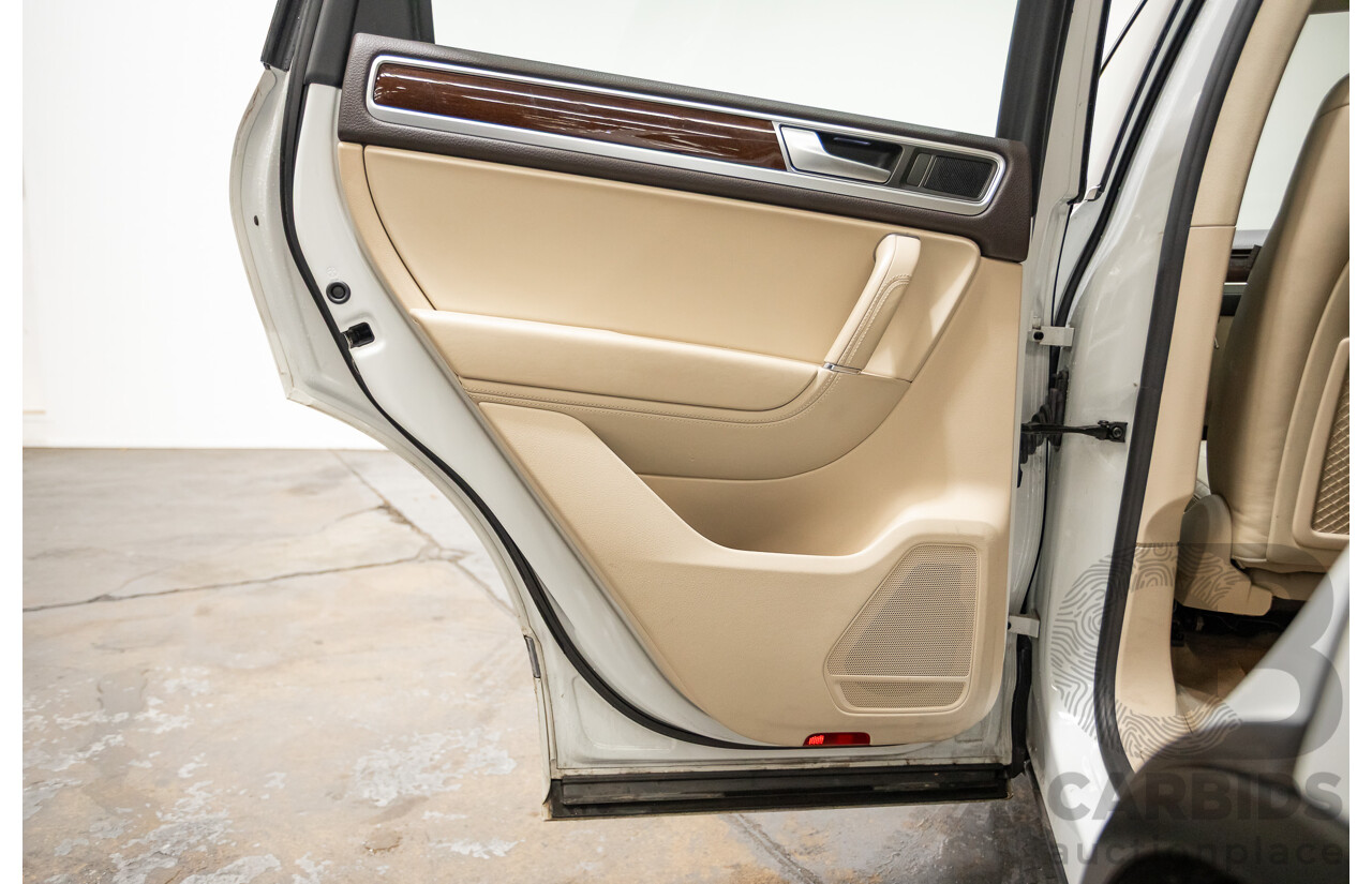 4/2015 Volkswagen Touareg V6 TDI (AWD) 7P MY15 4d Wagon Pure White Tubro Diesel 3.0L