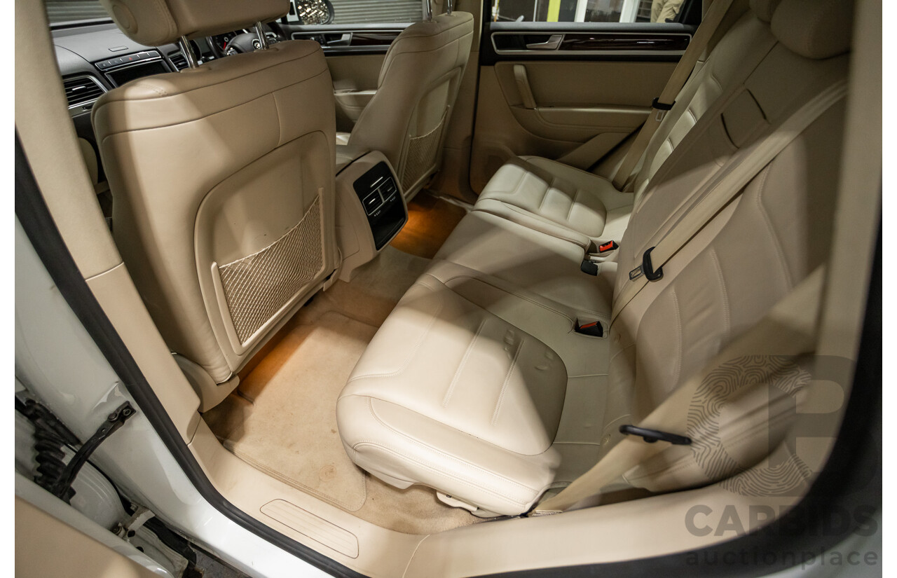 4/2015 Volkswagen Touareg V6 TDI (AWD) 7P MY15 4d Wagon Pure White Tubro Diesel 3.0L