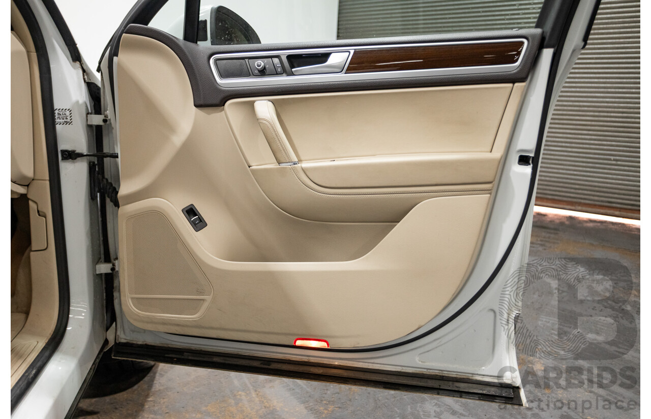 4/2015 Volkswagen Touareg V6 TDI (AWD) 7P MY15 4d Wagon Pure White Tubro Diesel 3.0L