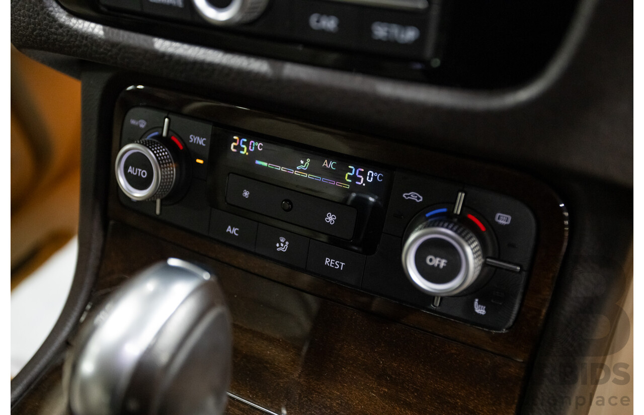 4/2015 Volkswagen Touareg V6 TDI (AWD) 7P MY15 4d Wagon Pure White Tubro Diesel 3.0L