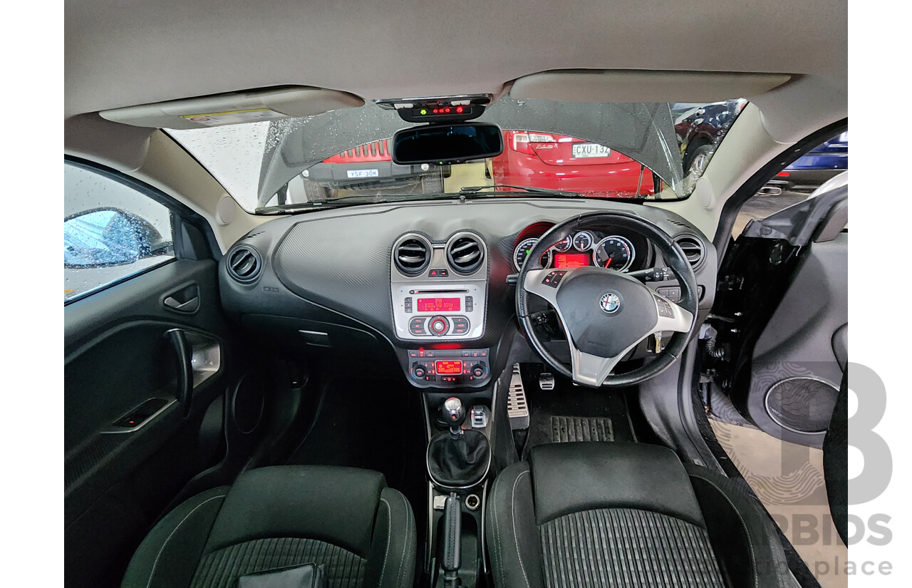 3/2010 Alfa Romeo Mito Sport  3d Hatchback Black 1.4L