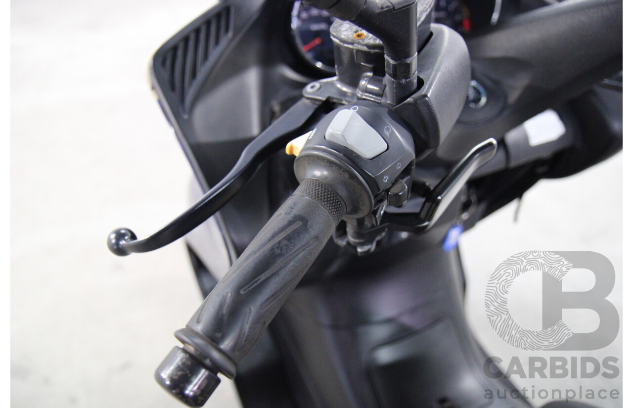 4/2004 Yamaha Majesty YP400 Scooter Automatic Moon Shadow Blue 400cc