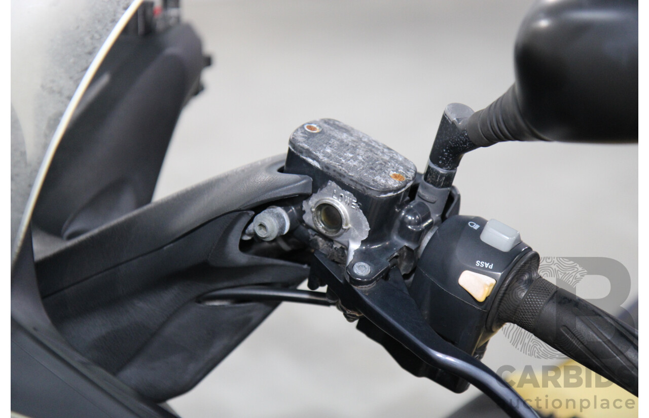 4/2004 Yamaha Majesty YP400 Scooter Automatic Moon Shadow Blue 400cc