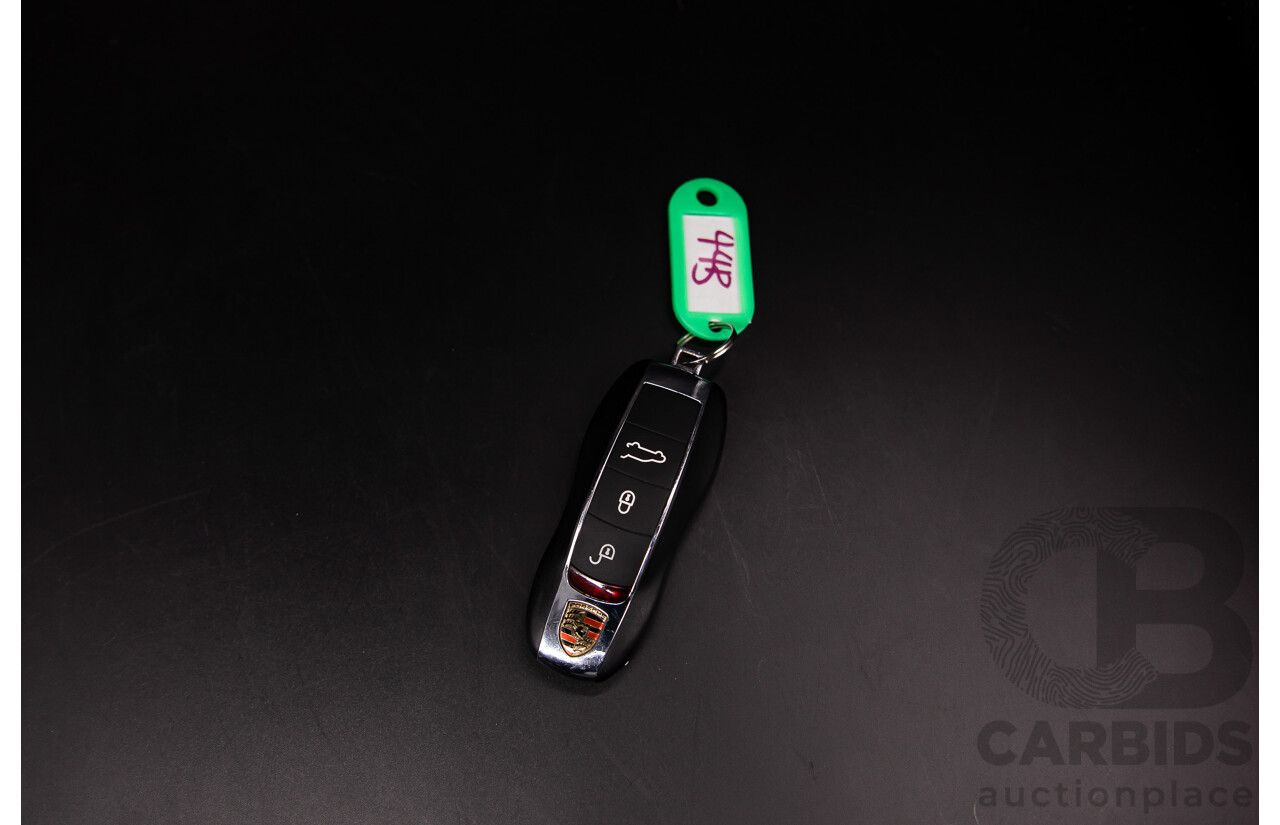 9/2013 Porsche Cayenne Diesel Series 2 MY14 4d Wagon Meteor Grey Metallic Turbo Diesel V6 3.0L