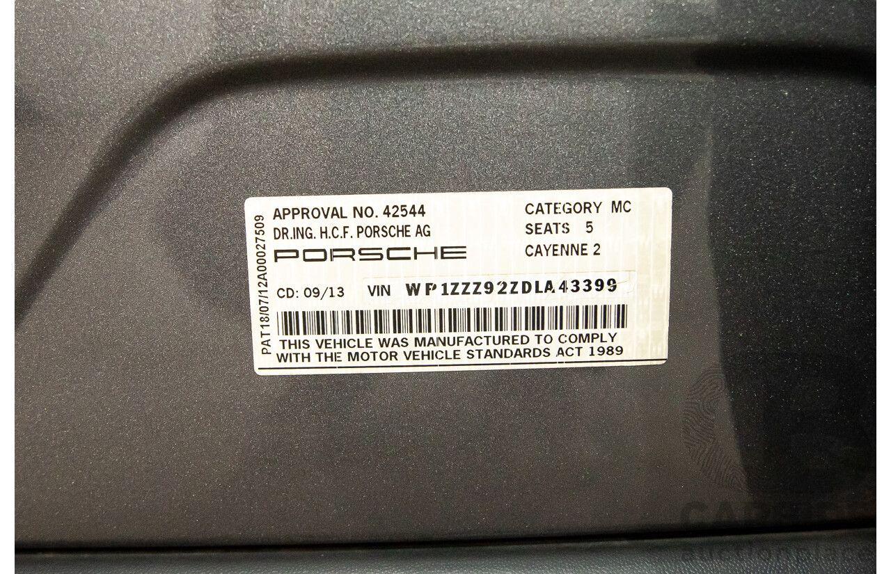9/2013 Porsche Cayenne Diesel Series 2 MY14 4d Wagon Meteor Grey Metallic Turbo Diesel V6 3.0L
