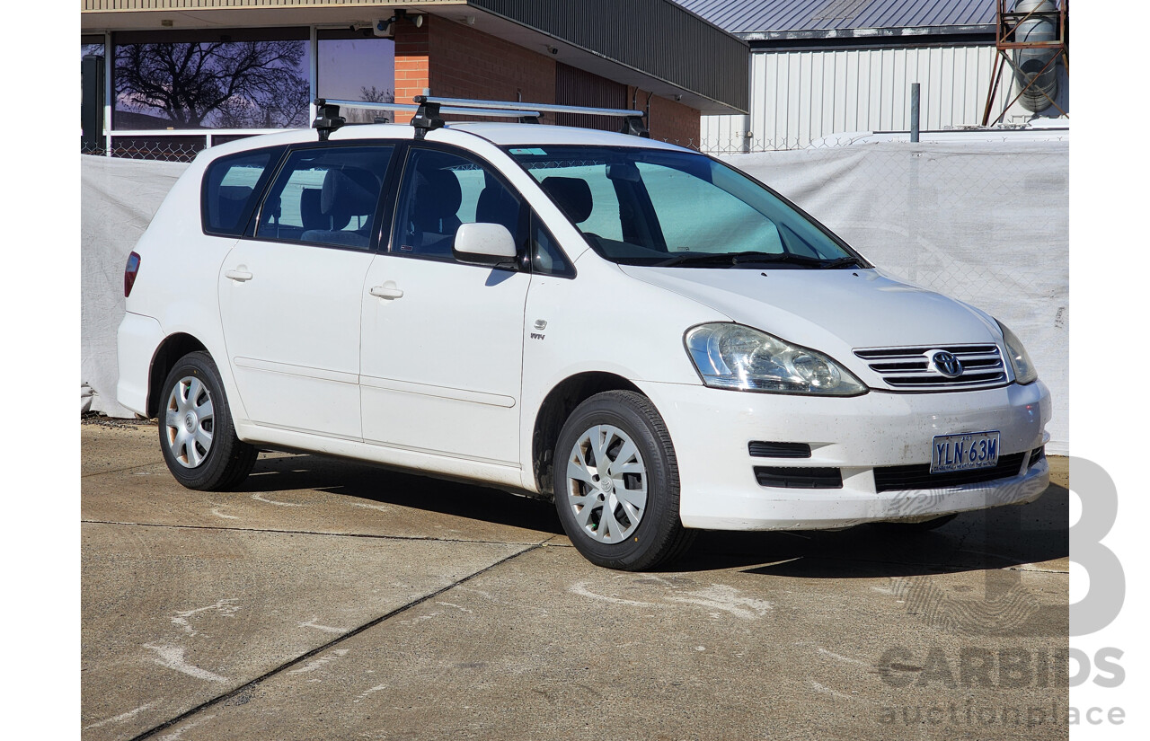 12/2008 Toyota Avensis Verso GLX ACM21R 4d Wagon White 2.4L