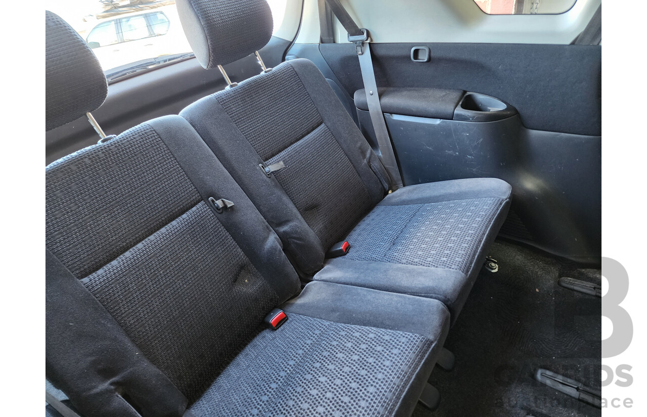 12/2008 Toyota Avensis Verso GLX ACM21R 4d Wagon White 2.4L