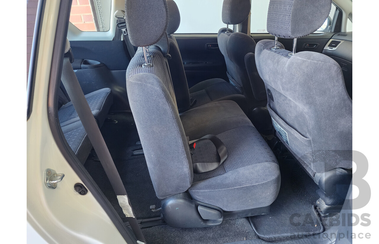 12/2008 Toyota Avensis Verso GLX ACM21R 4d Wagon White 2.4L