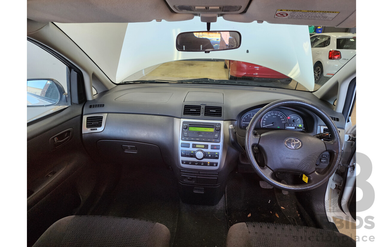 12/2008 Toyota Avensis Verso GLX ACM21R 4d Wagon White 2.4L