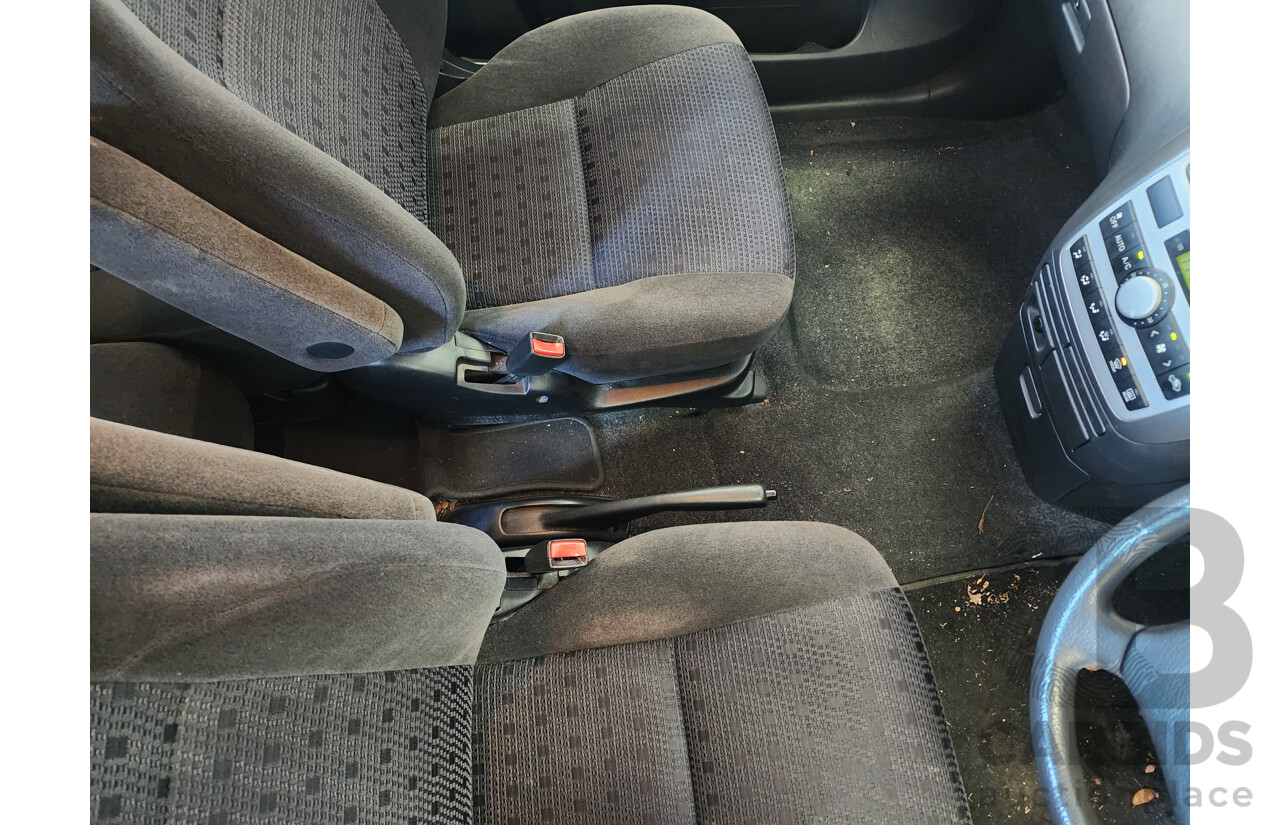 12/2008 Toyota Avensis Verso GLX ACM21R 4d Wagon White 2.4L