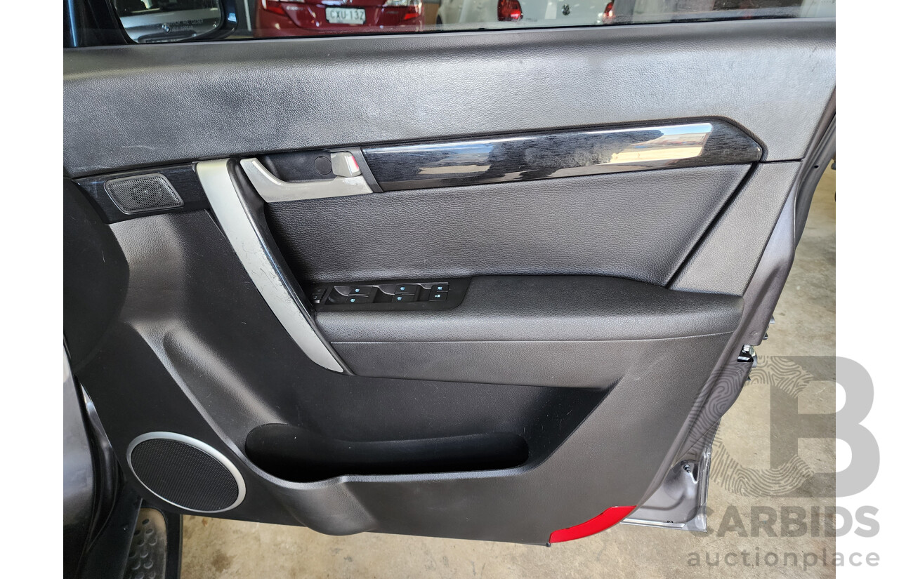 7/2012 Holden Captiva 7 LX (4x4) CG SERIES II 4d Wagon Grey 2.2L