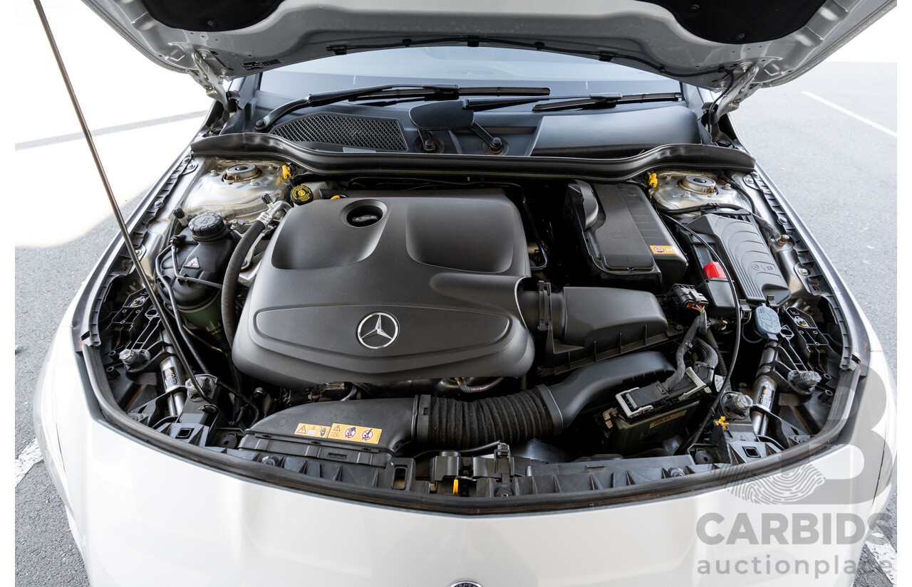 01/2015 Mercedes Benz CLA250 Sport 4matic (AWD) 117 MY15 4d Coupe Polar Silver Metallic Turbo 2.0L