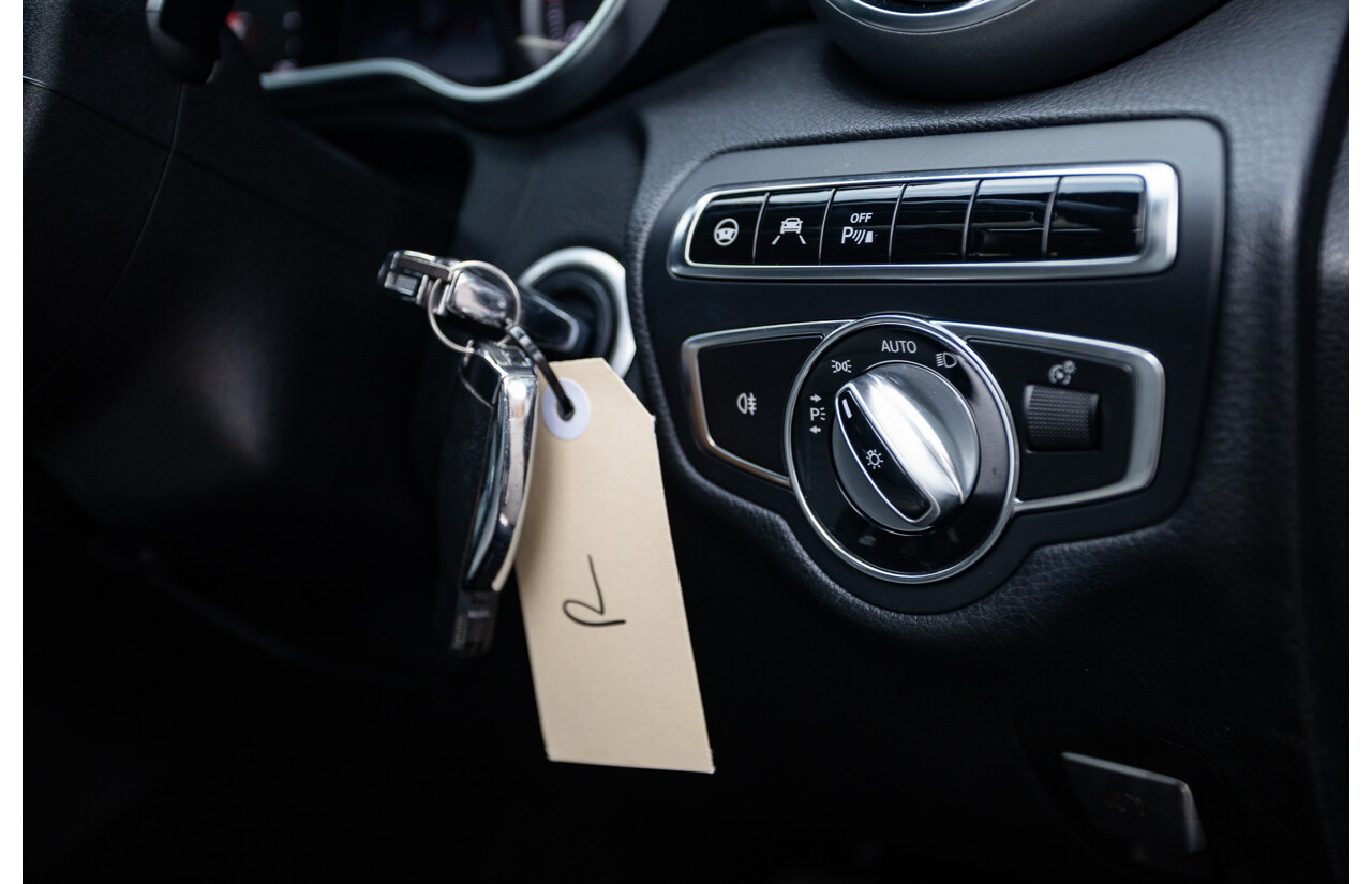 1/2015 Mercedes Benz C250 AMG Line W205 4d Sedan Cavansite Blue Metallic Turbo 2.0L