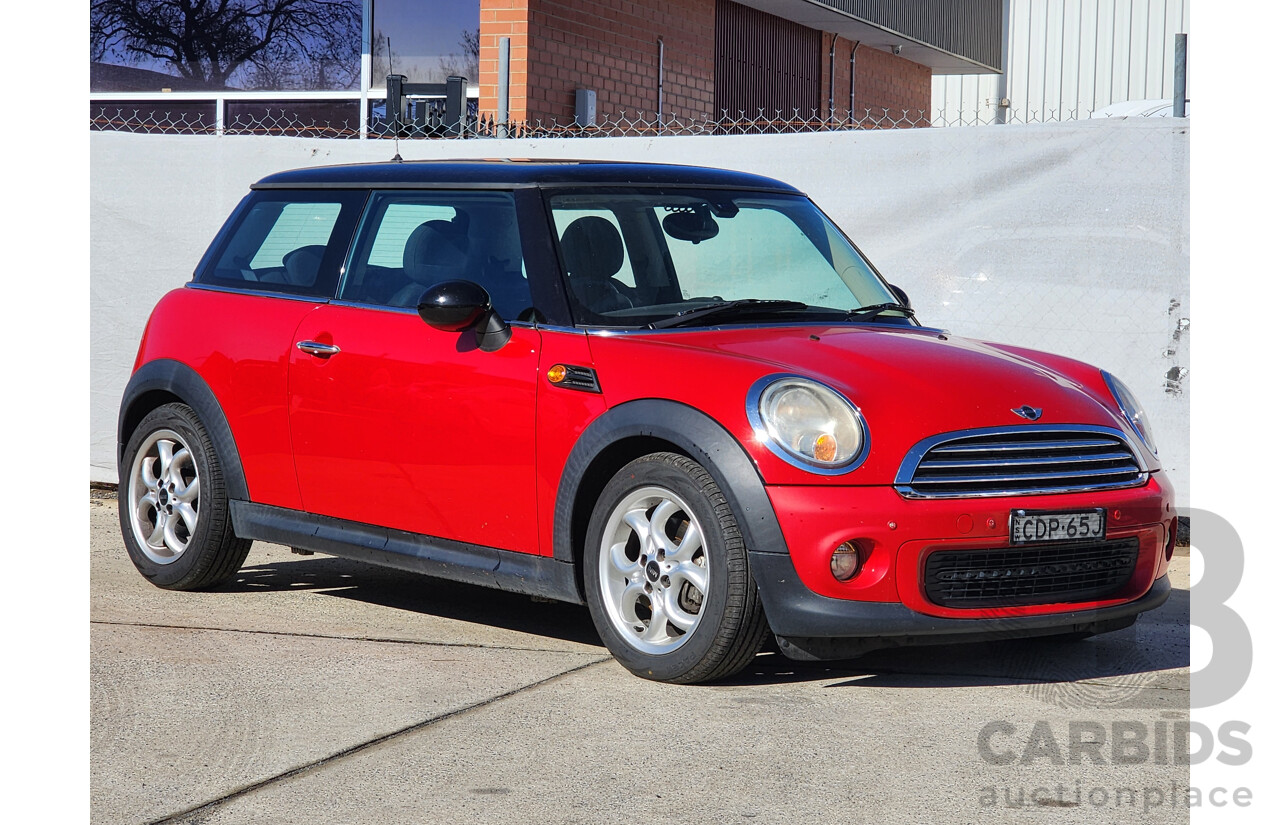8/2011 Mini Cooper D R56 2d Hatchback Red 1.6L