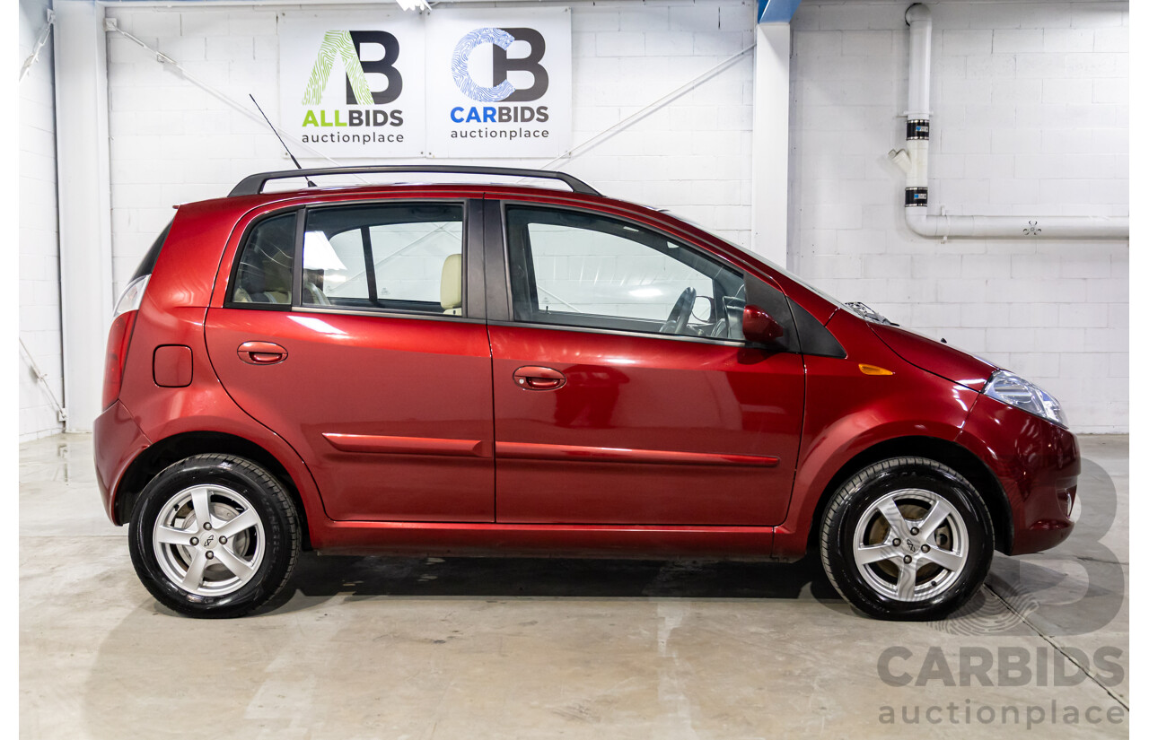 9/2013 Chery J1 S2X 5d Hatchback Sunpin Red Metallic 1.3L