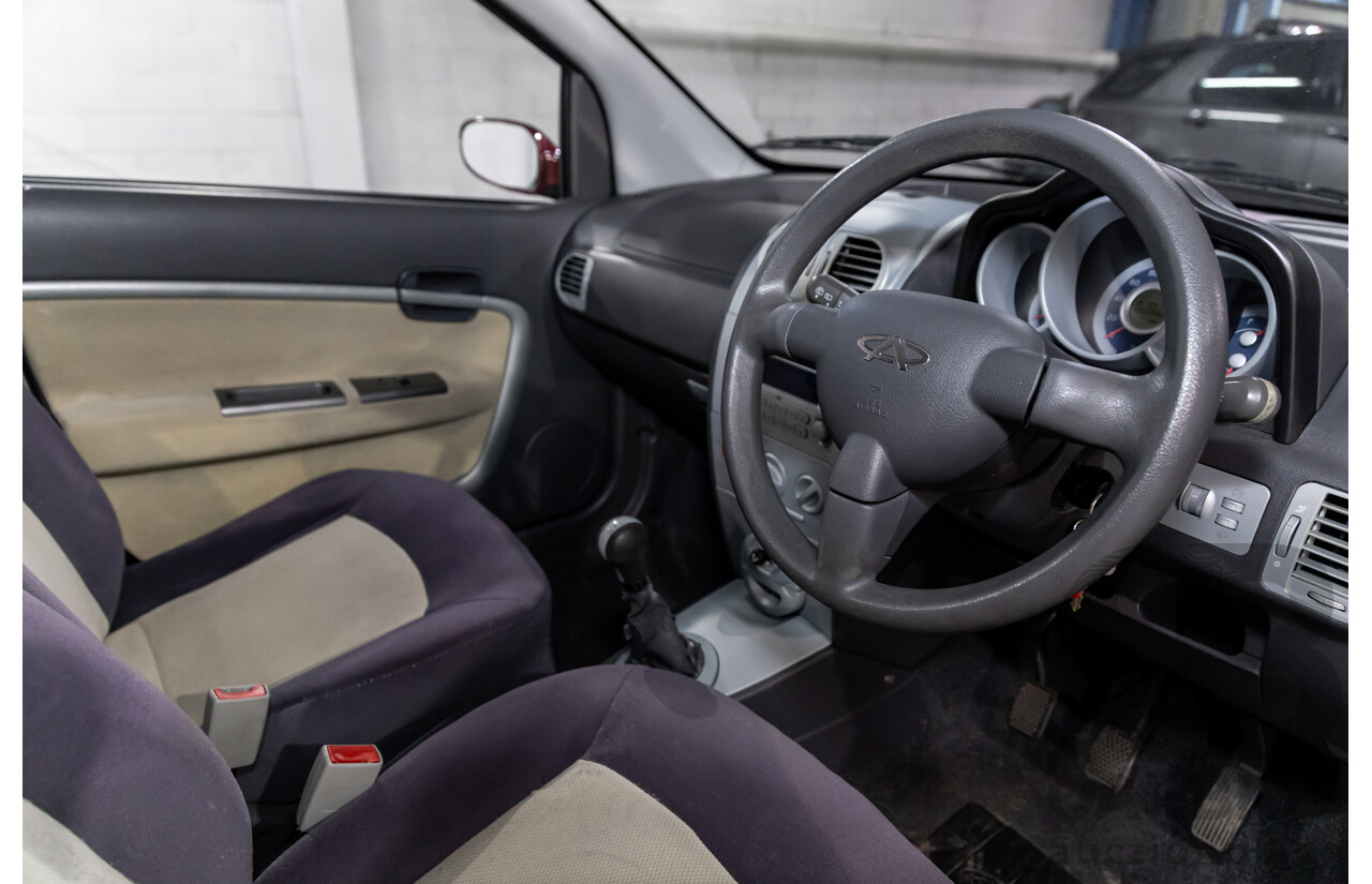 9/2013 Chery J1 S2X 5d Hatchback Sunpin Red Metallic 1.3L