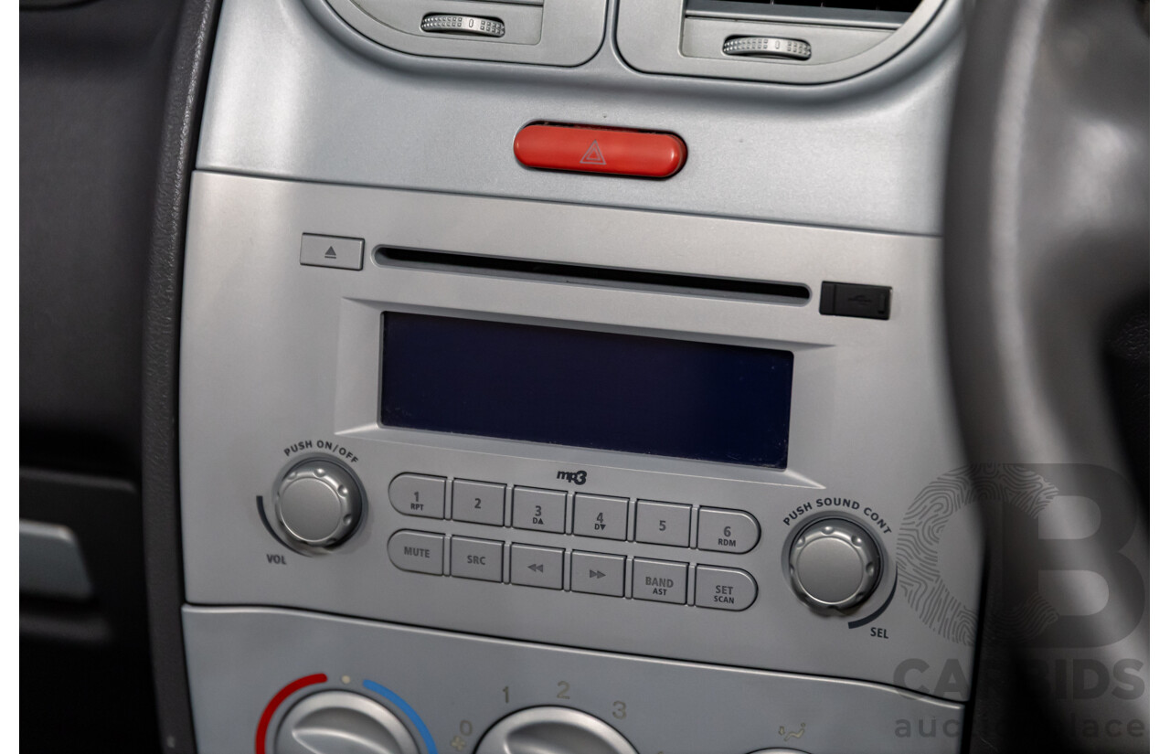 9/2013 Chery J1 S2X 5d Hatchback Sunpin Red Metallic 1.3L