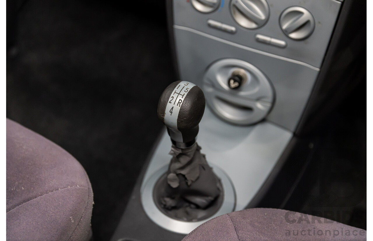 9/2013 Chery J1 S2X 5d Hatchback Sunpin Red Metallic 1.3L