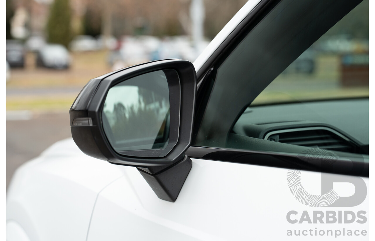 11/2022 Audi Q3 40 TFSI Quattro (AWD) F3 MY23 4d Wagon Glacier White Metallic Turbo 2.0L