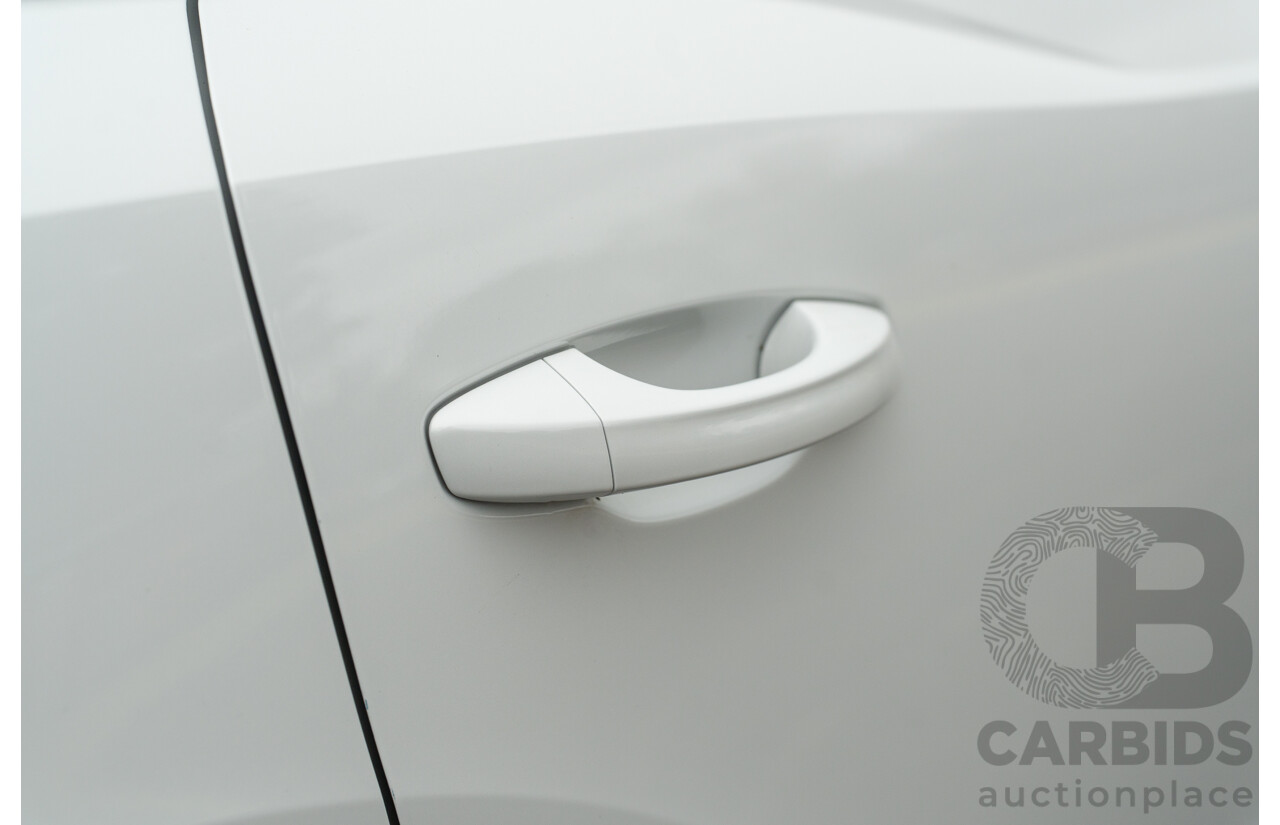 11/2022 Audi Q3 40 TFSI Quattro (AWD) F3 MY23 4d Wagon Glacier White Metallic Turbo 2.0L