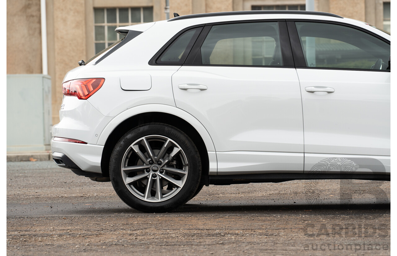11/2022 Audi Q3 40 TFSI Quattro (AWD) F3 MY23 4d Wagon Glacier White Metallic Turbo 2.0L
