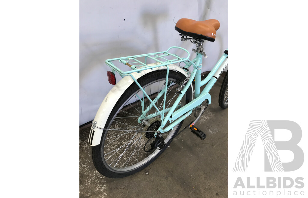 Repco Traveller 6 Speed Cruiser Bike