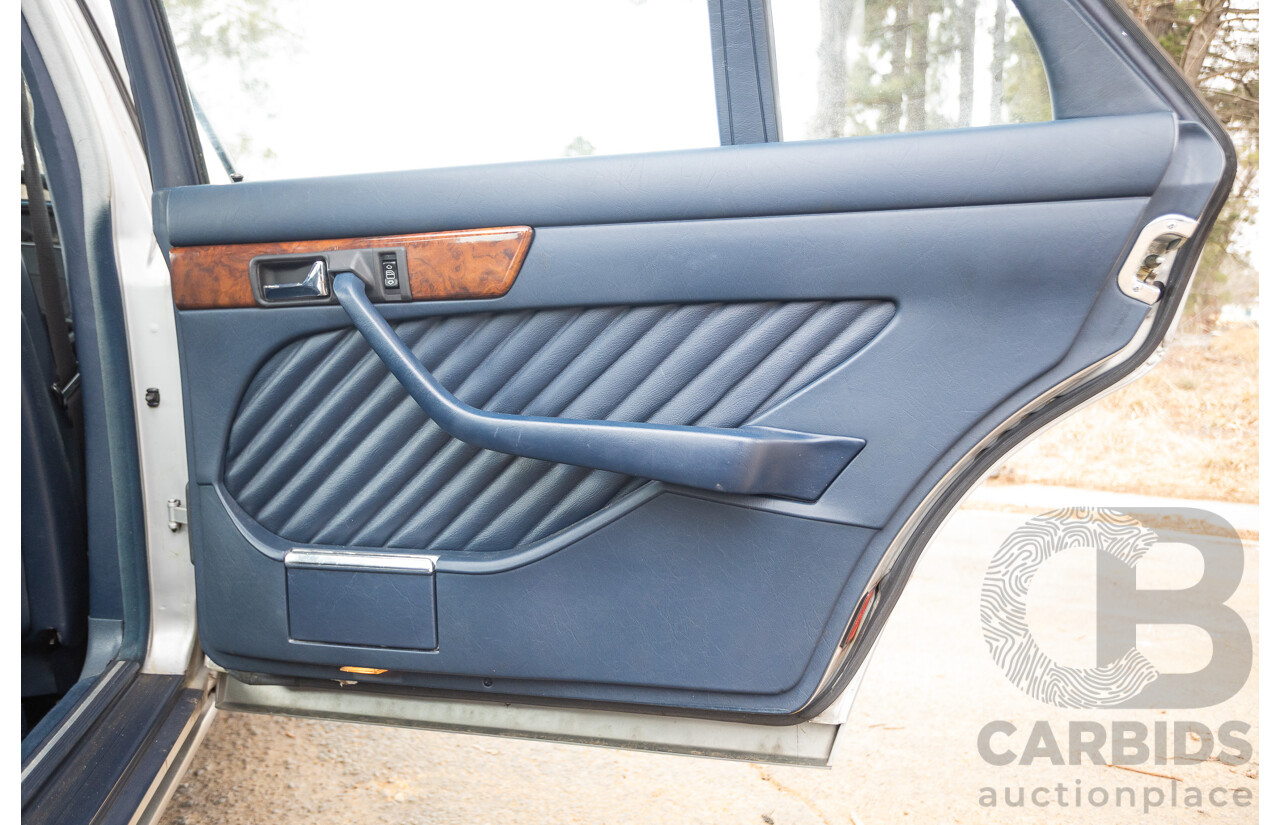 3/1989 Mercedes Benz 420 SEL W126 4d Sedan Astral Silver V8 4.2L