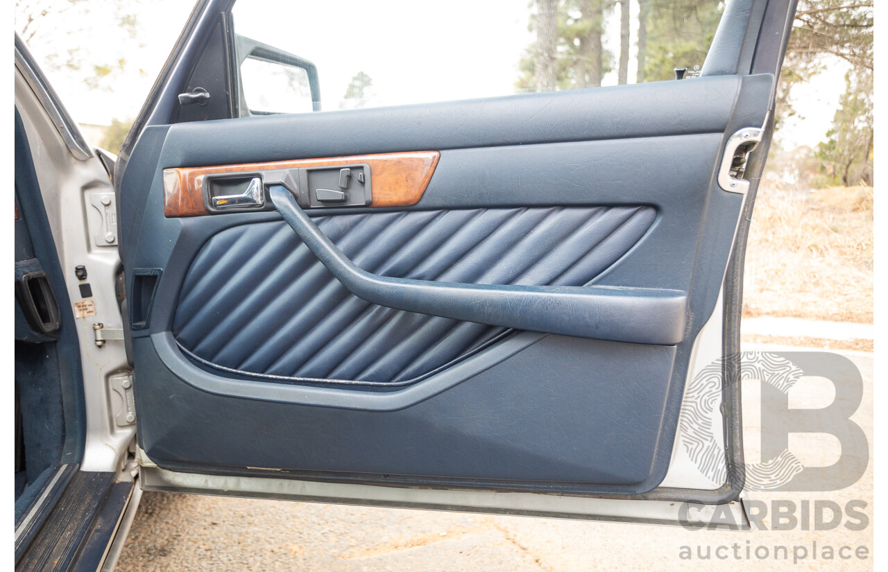 3/1989 Mercedes Benz 420 SEL W126 4d Sedan Astral Silver V8 4.2L