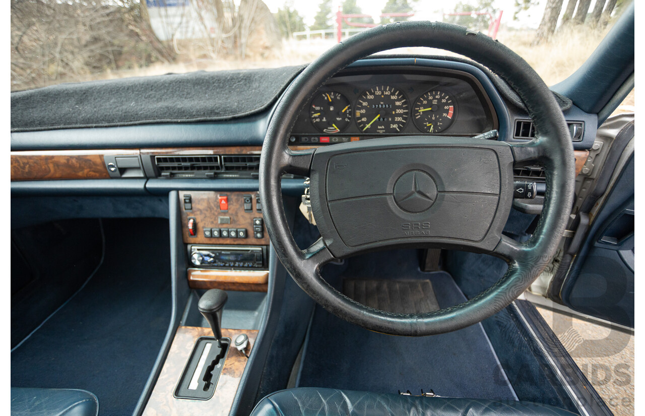 3/1989 Mercedes Benz 420 SEL W126 4d Sedan Astral Silver V8 4.2L