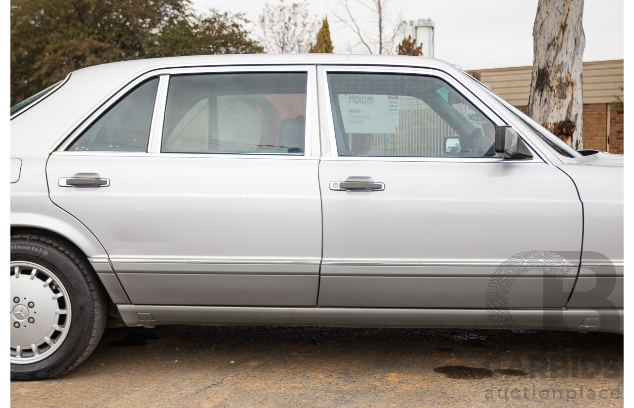 3/1989 Mercedes Benz 420 SEL W126 4d Sedan Astral Silver V8 4.2L