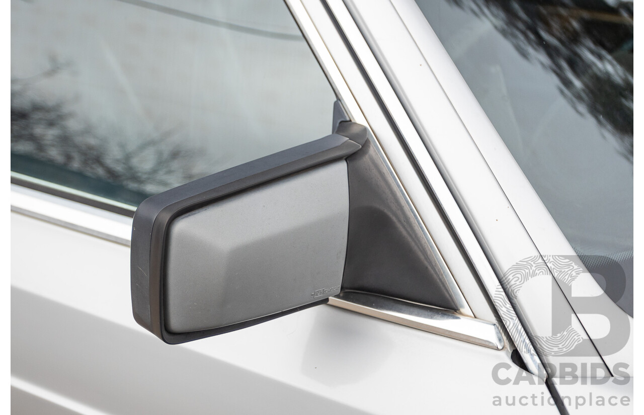 3/1989 Mercedes Benz 420 SEL W126 4d Sedan Astral Silver V8 4.2L