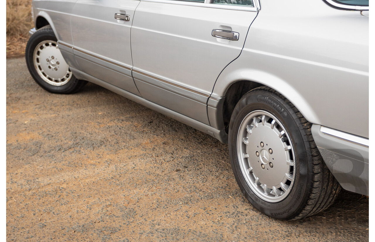 3/1989 Mercedes Benz 420 SEL W126 4d Sedan Astral Silver V8 4.2L