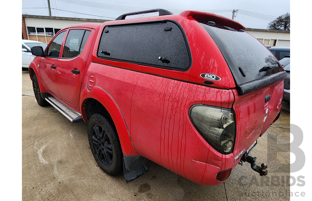 3/2015 Mitsubishi Triton GLX (4x4) MN MY15 Double Cab Utility Red 2.5L