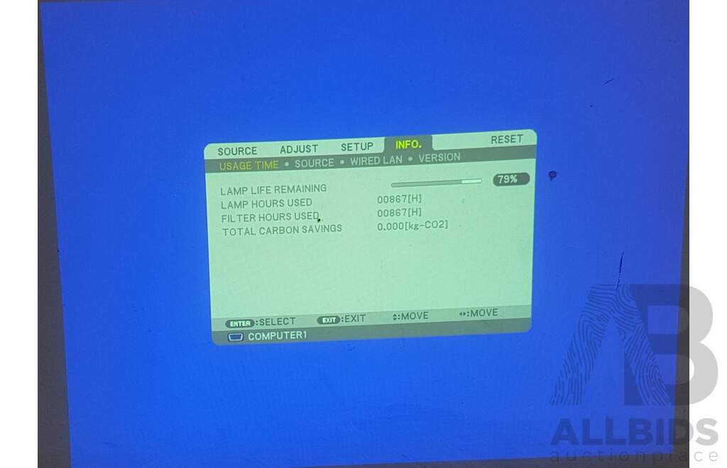 NEC (NP510) XGA 3LCD Projector