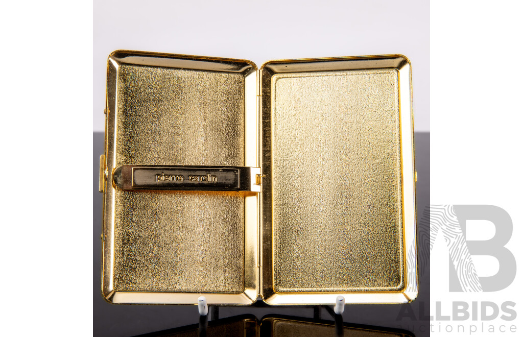 Vintage Pierre Cardin Gold Tone - Lot 1616293