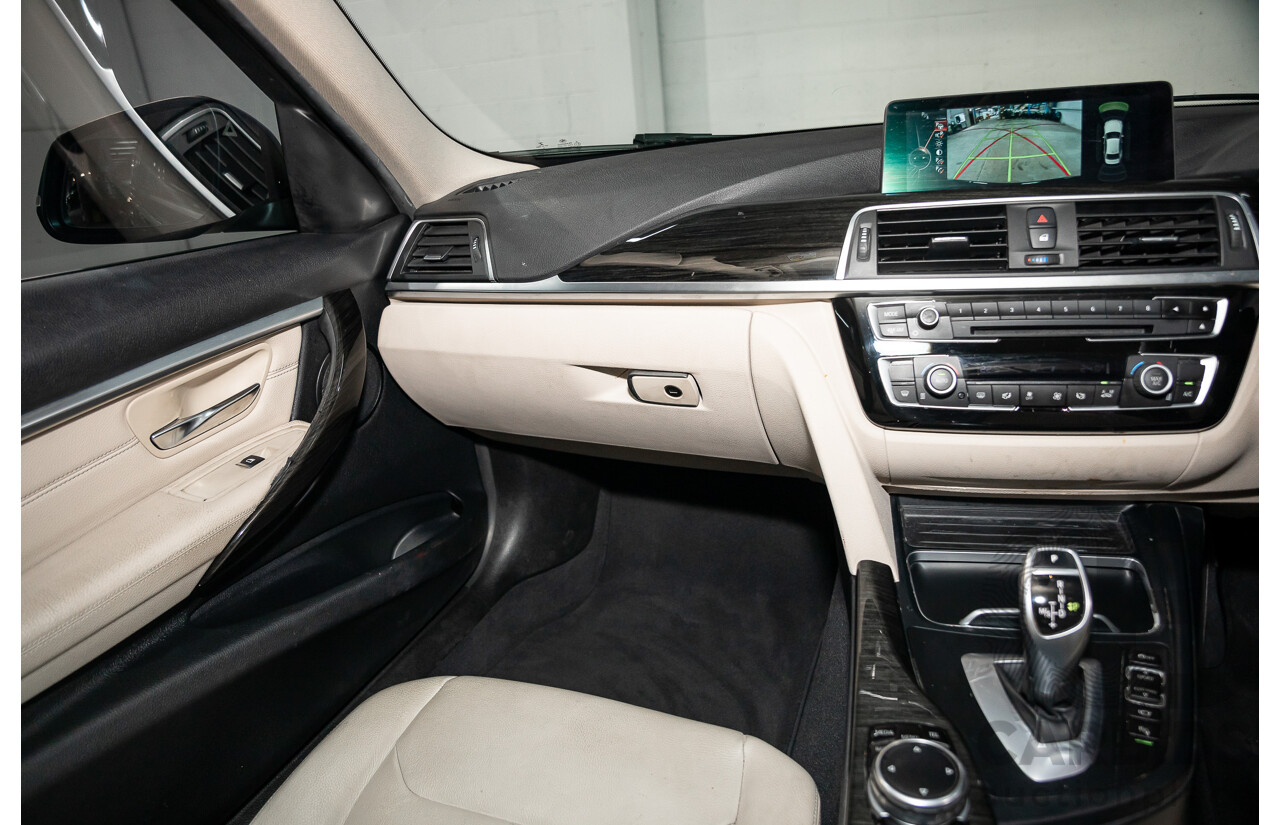 08/2016 BMW 330i Luxury Line (RWD) F30 LCI 4d Sedan Imperial Blue Brilliant Effect Metallic Turbo 2.0L