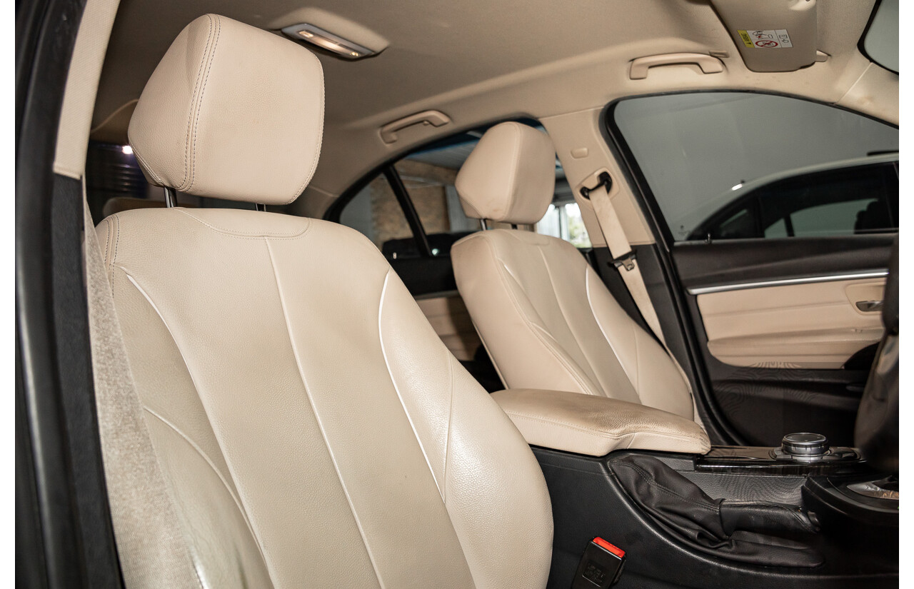 08/2016 BMW 330i Luxury Line (RWD) F30 LCI 4d Sedan Imperial Blue Brilliant Effect Metallic Turbo 2.0L