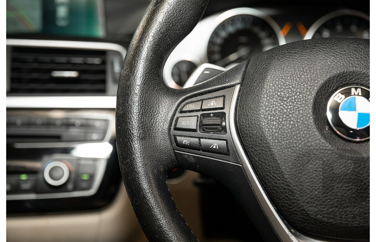 08/2016 BMW 330i Luxury Line (RWD) F30 LCI 4d Sedan Imperial Blue Brilliant Effect Metallic Turbo 2.0L