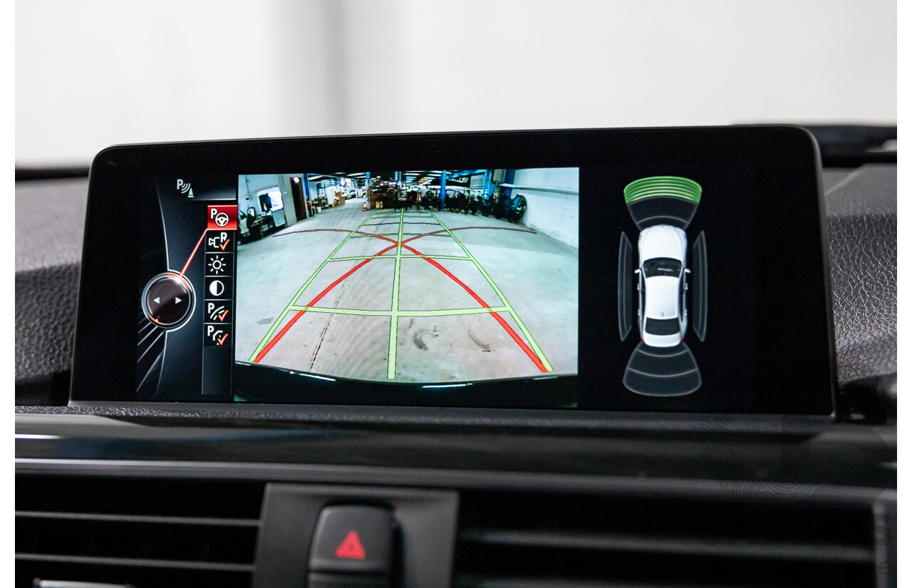 08/2016 BMW 330i Luxury Line (RWD) F30 LCI 4d Sedan Imperial Blue Brilliant Effect Metallic Turbo 2.0L