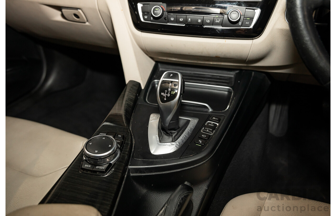 08/2016 BMW 330i Luxury Line (RWD) F30 LCI 4d Sedan Imperial Blue Brilliant Effect Metallic Turbo 2.0L