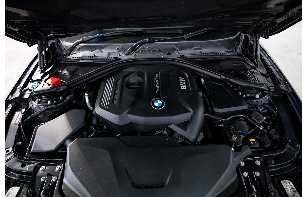 08/2016 BMW 330i Luxury Line (RWD) F30 LCI 4d Sedan Imperial Blue Brilliant Effect Metallic Turbo 2.0L